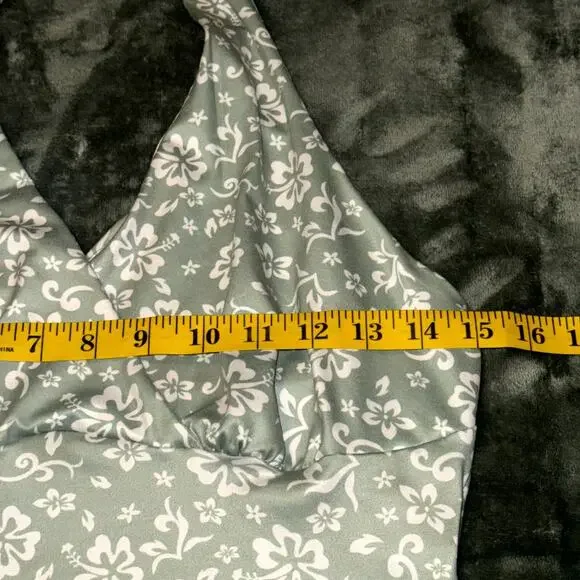 Shein Halter Top Women Medium Green Ditsy Floral Cropped Tank Preppy Coquette - Picture 4 of 7